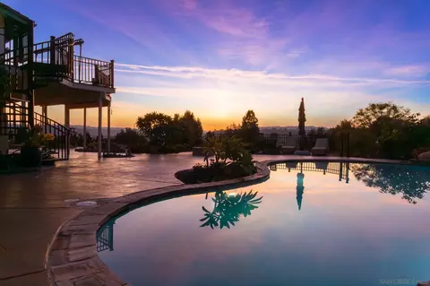 Exterior - 14036 Tierra Bonita Rd, Poway, CA 92064 photo 3 of 19