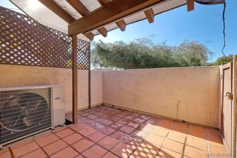 Exterior - 2032 David Dr, Escondido, CA 92026 photo 6 of 9