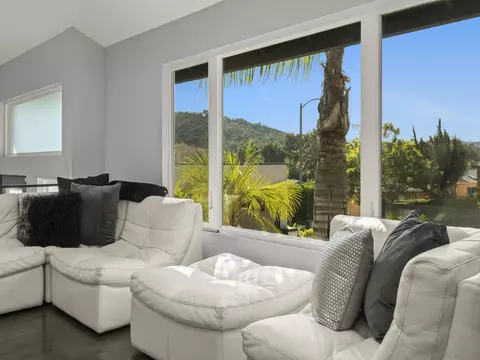 Living - 12815 Iola Way, Poway, CA 92064 photo 3 of 4