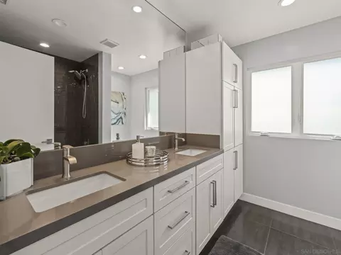 Bath - 12815 Iola Way, Poway, CA 92064 photo 6 of 8