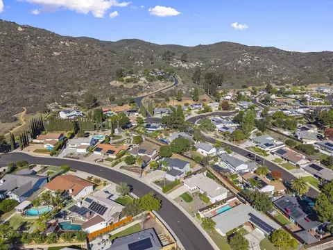 View/Area - 12815 Iola Way, Poway, CA 92064 photo 5 of 9