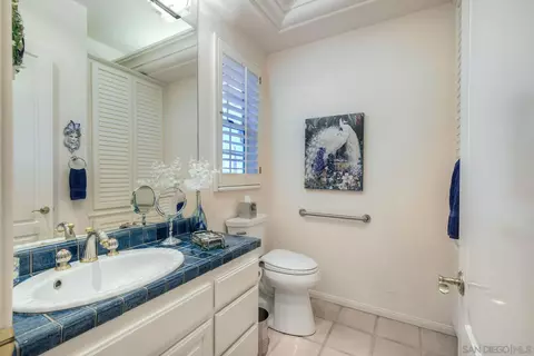 Bath - 13455 Old Winery Rd, Poway, CA 92064 photo 4 of 7