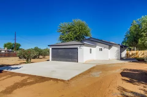 Exterior - 3109 Dye Rd, Ramona, CA 92065 photo 3 of 15