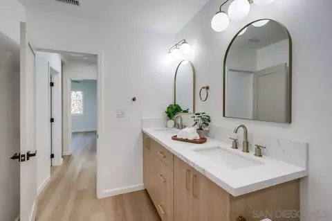 Bath - 3109 Dye Rd, Ramona, CA 92065 photo 4 of 10