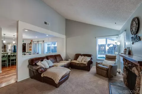 14027 Hermosillo Way, Poway, CA 92064 photo 6
