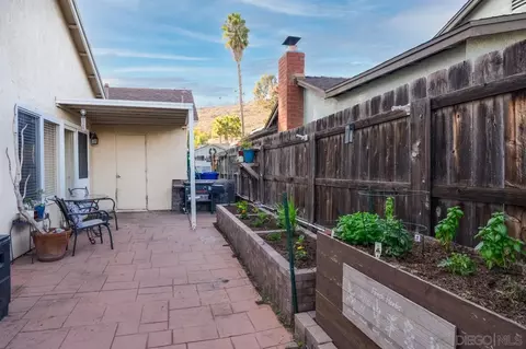 14027 Hermosillo Way, Poway, CA 92064 photo 25