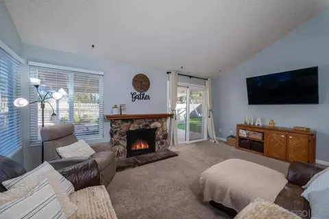 14027 Hermosillo Way, Poway, CA 92064 photo 5