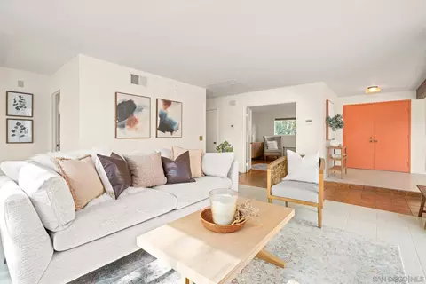 14105 Durhullen Dr, Poway, CA 92064