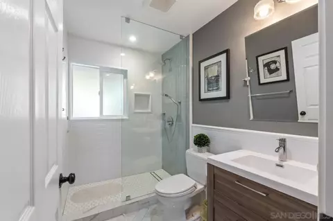 Bath - 17924 Saint Andrews Dr, Poway, CA 92064 photo 8 of 11