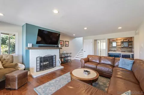 Living - 17924 Saint Andrews Dr, Poway, CA 92064 photo 3 of 4
