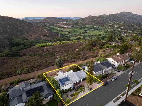 View/Area - 17924 Saint Andrews Dr, Poway, CA 92064 photo 4 of 4