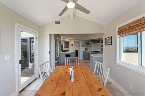 Dining - 17924 Saint Andrews Dr, Poway, CA 92064 photo 3 of 4