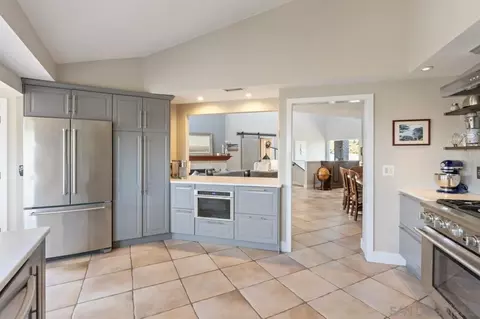 Kitchen - 17924 Saint Andrews Dr, Poway, CA 92064 photo 4 of 4