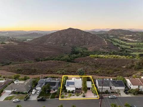 View/Area - 17924 Saint Andrews Dr, Poway, CA 92064 photo 1 of 4
