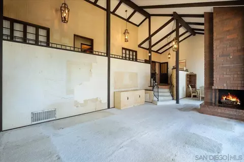 Living - 3365 Seacrest Dr, Carlsbad, CA 92008 photo 5 of 8