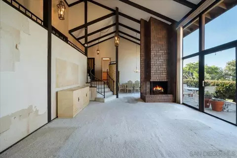 Living - 3365 Seacrest Dr, Carlsbad, CA 92008 photo 2 of 8
