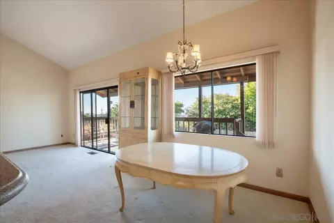 Dining - 3365 Seacrest Dr, Carlsbad, CA 92008 photo 2 of 2