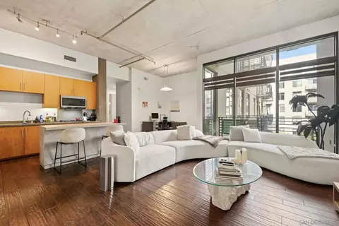 1050 Island Ave #422, San Diego, CA 92101