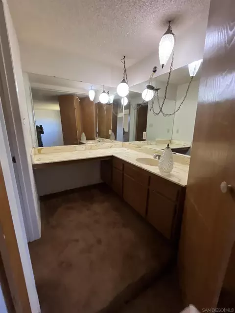 Bath - 20434 Myron St, Perris, CA 92570 photo 1 of 1