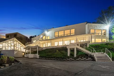 10595 Russell Rd, La Mesa, CA 91941