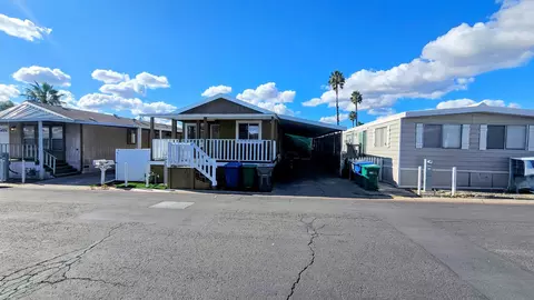400 Greenfield Dr #SPC 87, El Cajon, CA 92021