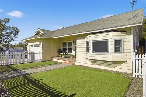 7446 Ohio Pl, La Mesa, CA 91942