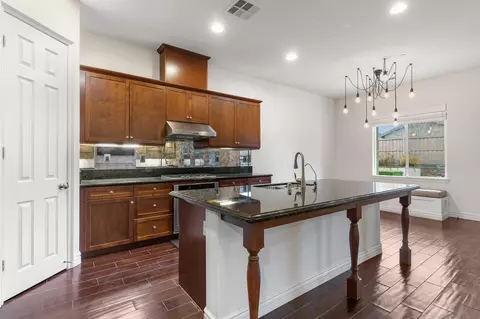 Kitchen - 2067 James Gaynor, Fallbrook, CA 92028 photo 1 of 4