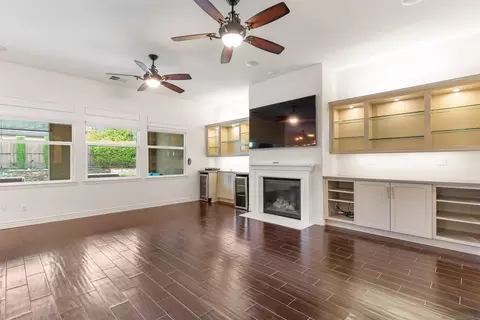 Living - 2067 James Gaynor, Fallbrook, CA 92028 photo 1 of 6