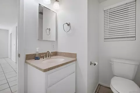 Bath - 10365 Hidden Farm Rd, Rancho Cucamonga, CA 91737 photo 1 of 7