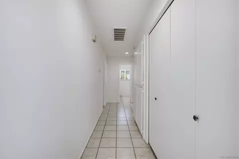 Entry Way - 10365 Hidden Farm Rd, Rancho Cucamonga, CA 91737 photo 3 of 5