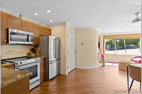 Kitchen - 8040 Girard Ave #1, La Jolla, CA 92037 photo 5 of 5