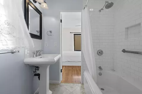 Bath - 607 Arenas, La Jolla, CA 92037 photo 2 of 2