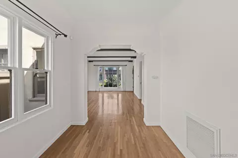 Entry Way - 607 Arenas, La Jolla, CA 92037 photo 3 of 3