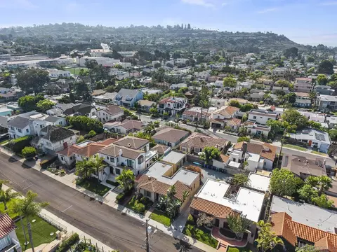 View/Area - 607 Arenas, La Jolla, CA 92037 photo 4 of 12