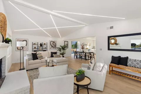 Living - 1048 Anza Ave, Vista, CA 92084 photo 1 of 2