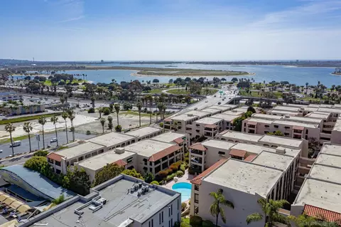 2540 Clairemont Dr #307, San Diego, CA 92117