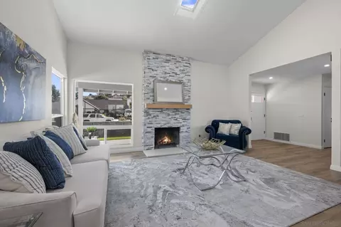 12540 Lomica Dr, San Diego, CA 92128