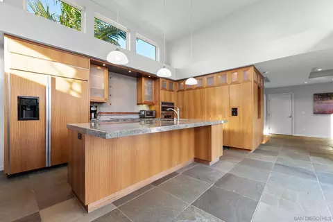 Kitchen - 684 Margarita Ave, Coronado, CA 92118 photo 5 of 7