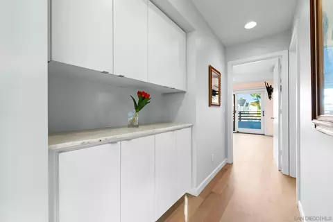 Entry Way - 684 Margarita Ave, Coronado, CA 92118 photo 4 of 4
