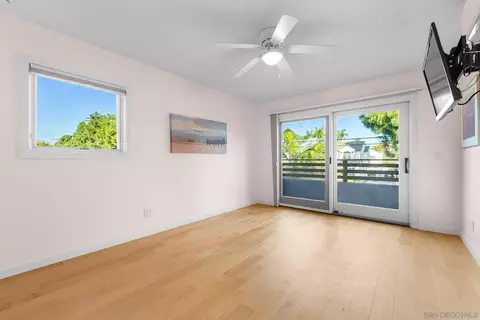 Bedroom - 684 Margarita Ave, Coronado, CA 92118 photo 2 of 4