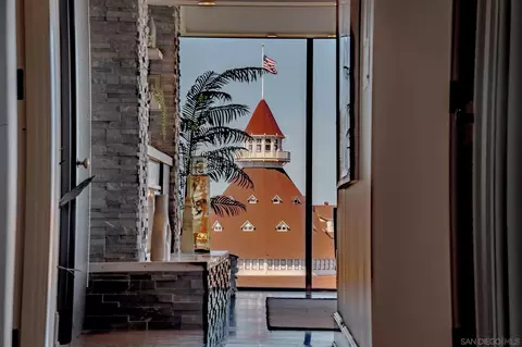 1710 Avenida Del Mundo #708, Coronado, CA 92118