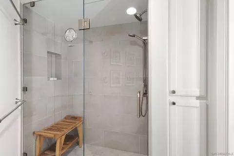 Bath - 7752 Eads Ave, La Jolla, CA 92037 photo 6 of 7