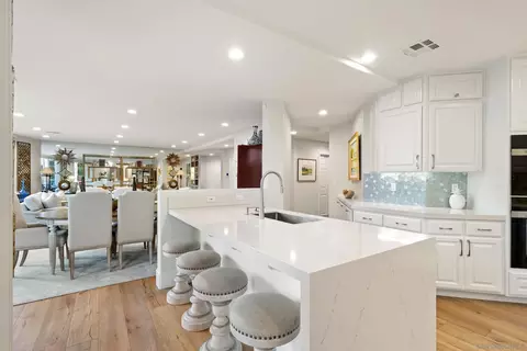 Kitchen - 7752 Eads Ave, La Jolla, CA 92037 photo 10 of 10