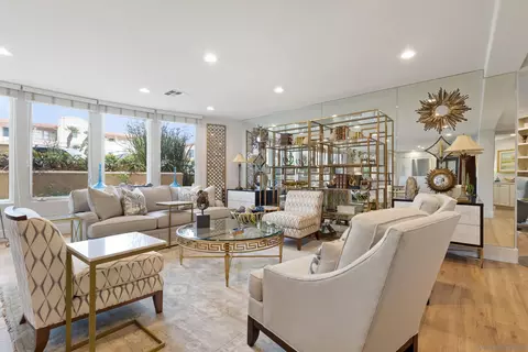 Living - 7752 Eads Ave, La Jolla, CA 92037 photo 2 of 8