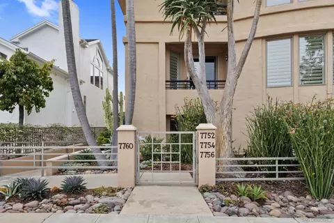 Exterior - 7752 Eads Ave, La Jolla, CA 92037 photo 3 of 7