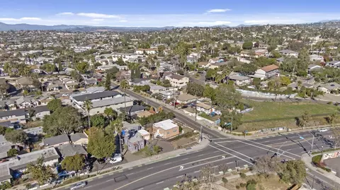 View/Area - 204 N Citrus Ave, Vista, CA 92084 photo 5 of 5