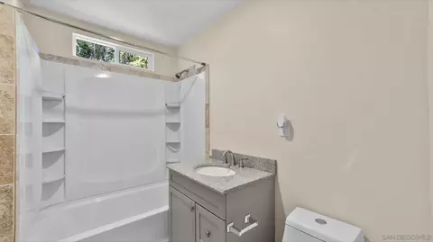Bath - 204 N Citrus Ave, Vista, CA 92084 photo 1 of 3