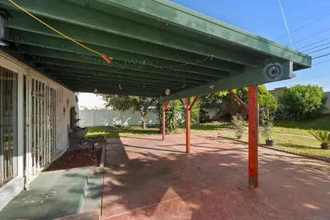 Exterior - 62 E Palomar Dr, Chula Vista, CA 91911 photo 5 of 15
