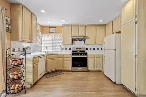 Kitchen - 2100 Waterside Dr, Chula Vista, CA 91913 photo 1 of 1