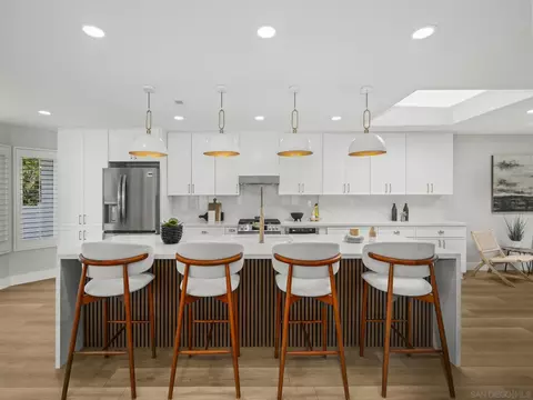 4994 Alicante Way, Oceanside, CA 92056
